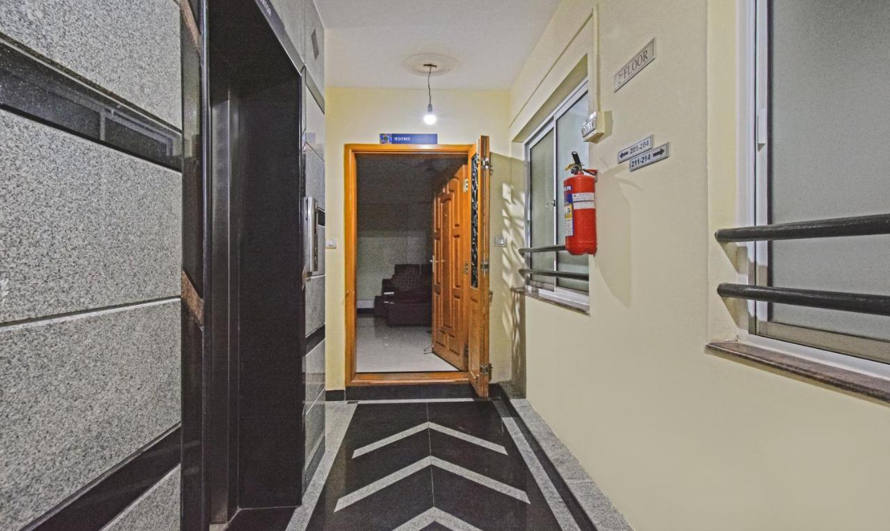 Treebo Samhaar Residency Thoraipakkam Hotel Chennai Exterior photo
