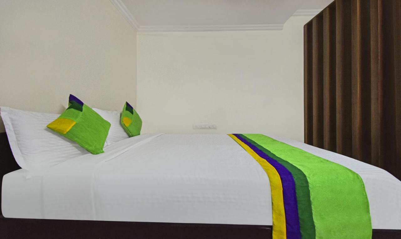 Treebo Samhaar Residency Thoraipakkam Hotel Chennai Exterior photo